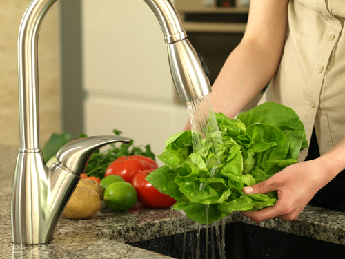 Сырые овощи следует хорошо мыть перед употреблением!