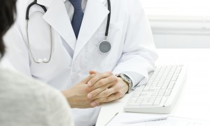 Медики уверены что повторное кесарево сечение более «опасно»