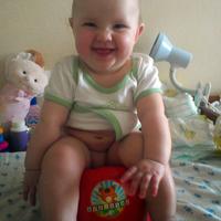 Улыбаемся всегда и везде. Александра Александровна,11 месяцев.