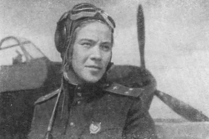 Летчик, герой майор Джунковская